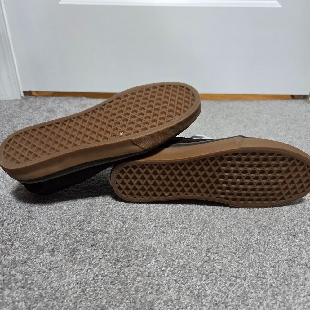 Vans - Picture 4 of 4